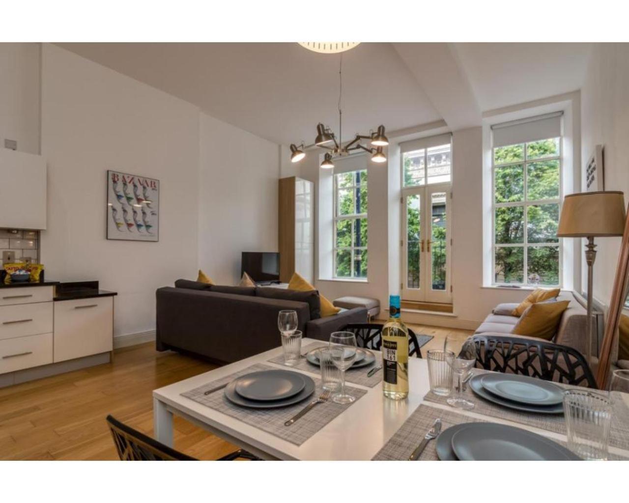 Fitzrovia Mansion Apartments In Belfast'S Cathedral Quarter Exterior foto